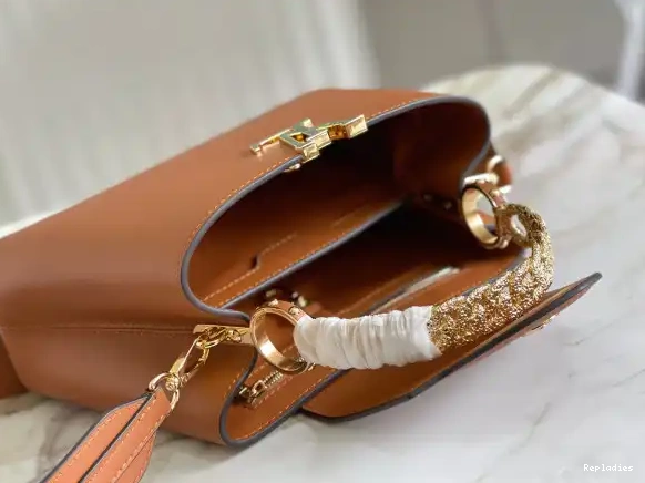 Cheap LOUIS BB VUITTON CAPUCINES 0617